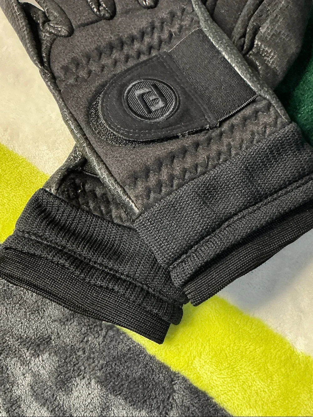 FootJoy Black Women’s Golf Grip Gloves Size M